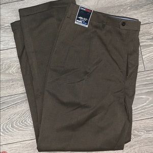 Roundtree & Yorke pants; NWT
